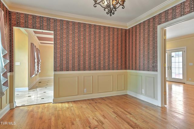 121 Quail Heights Court, Kingsport, TN 37663