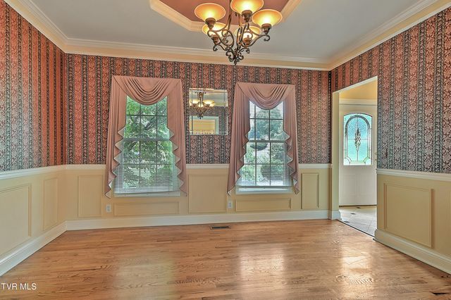 121 Quail Heights Court, Kingsport, TN 37663
