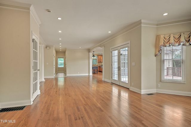 121 Quail Heights Court, Kingsport, TN 37663