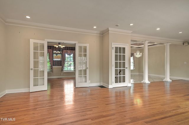 121 Quail Heights Court, Kingsport, TN 37663