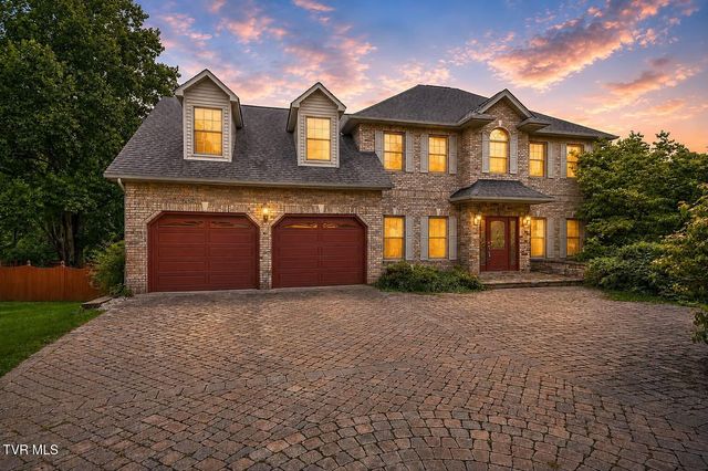 121 Quail Heights Court, Kingsport, TN 37663
