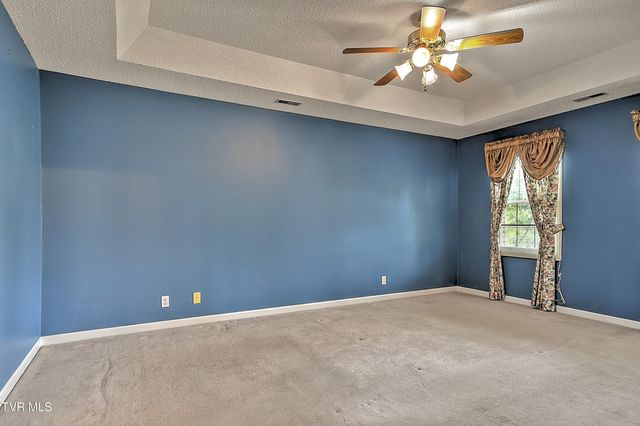 121 Quail Heights Court, Kingsport, TN 37663