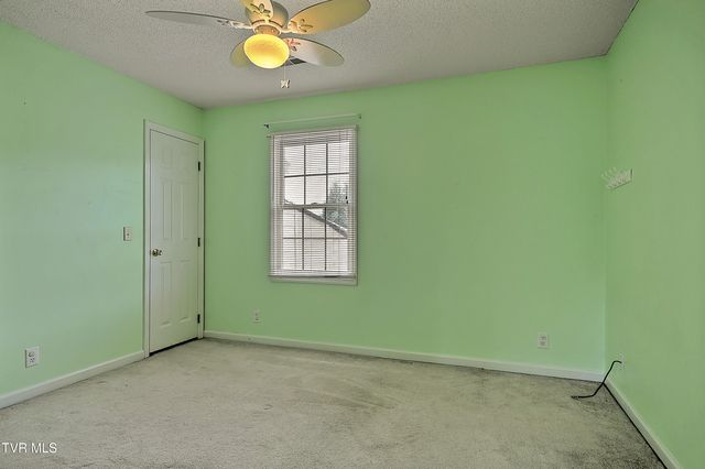 121 Quail Heights Court, Kingsport, TN 37663