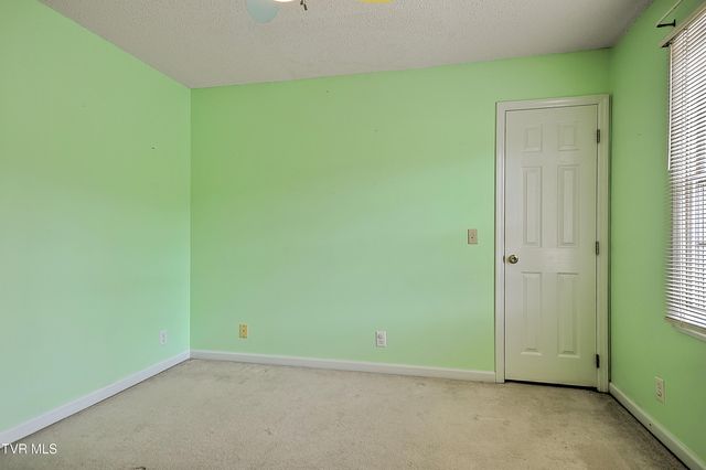 121 Quail Heights Court, Kingsport, TN 37663