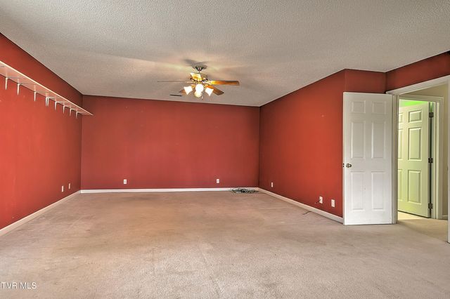 121 Quail Heights Court, Kingsport, TN 37663