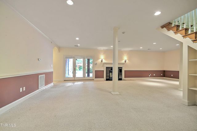 121 Quail Heights Court, Kingsport, TN 37663