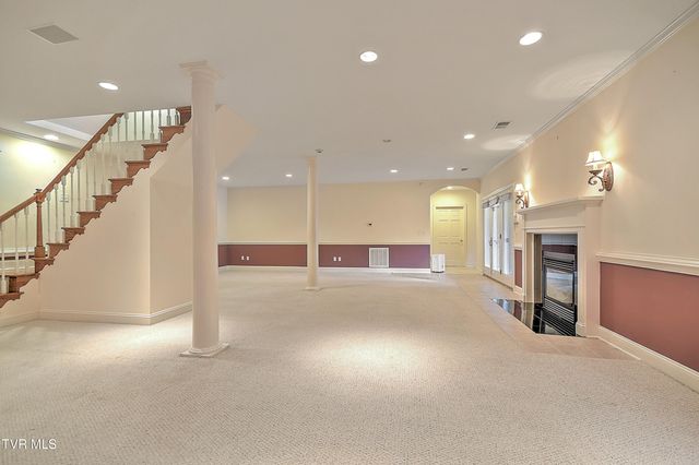 121 Quail Heights Court, Kingsport, TN 37663