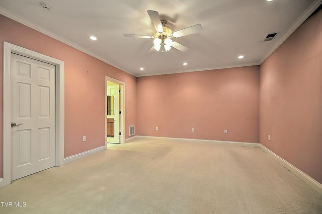 121 Quail Heights Court, Kingsport, TN 37663
