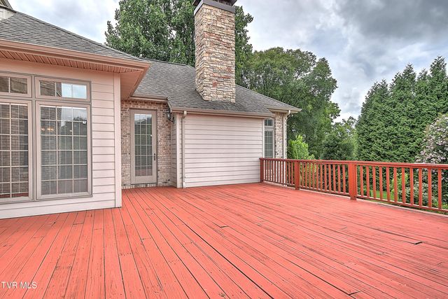 121 Quail Heights Court, Kingsport, TN 37663