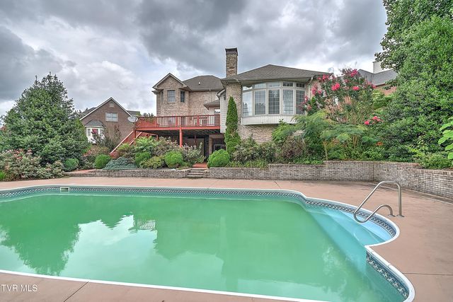 121 Quail Heights Court, Kingsport, TN 37663