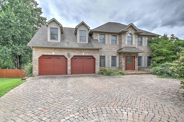 121 Quail Heights Court, Kingsport, TN 37663