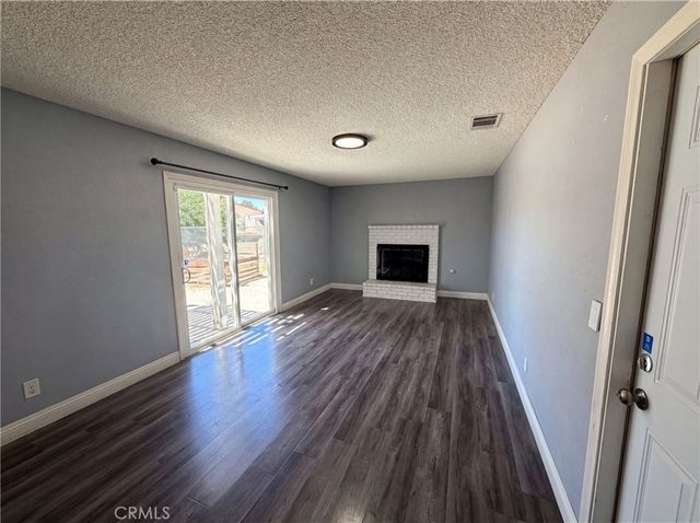 15929 La Verida, Victorville, CA 92395