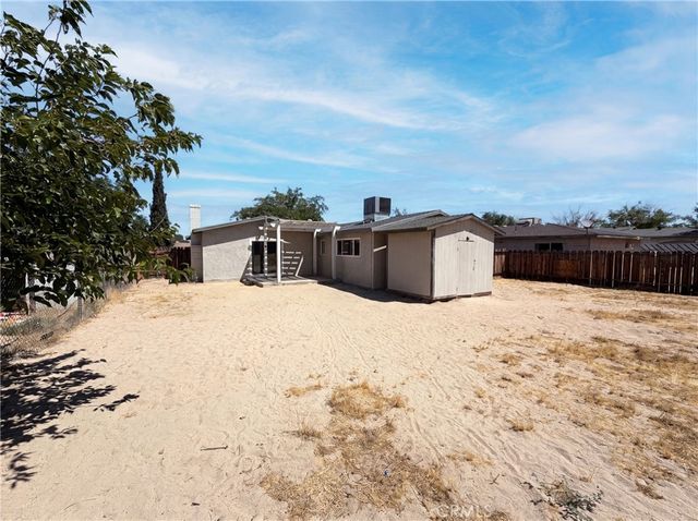 15929 La Verida, Victorville, CA 92395
