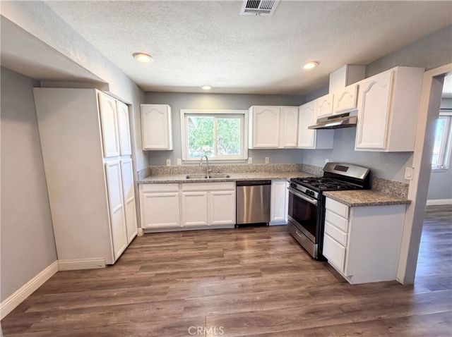 15929 La Verida, Victorville, CA 92395