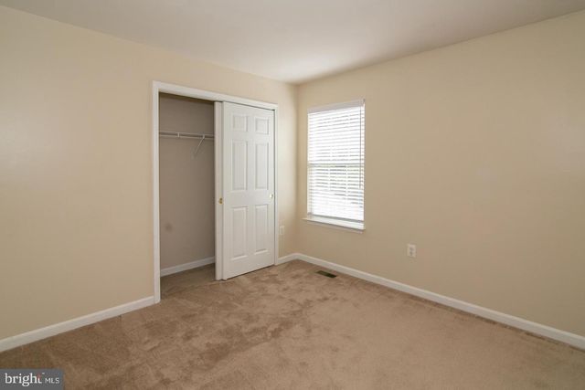 3018 DESERT PALM CT, Dumfries, VA 22026