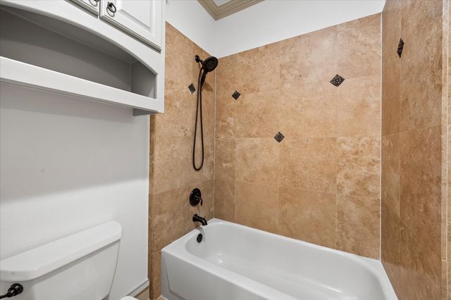 401 Wyndemere Boulevard, Heath, TX 75032