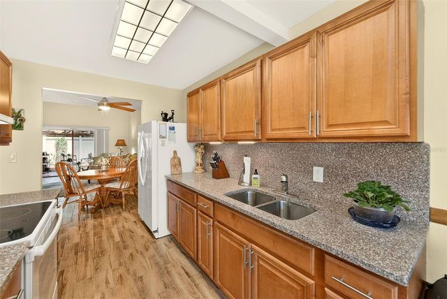 2064 SUNSET POINT ROAD 73, Clearwater, FL 33765