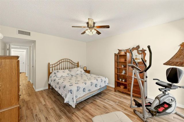 2064 SUNSET POINT ROAD 73, Clearwater, FL 33765