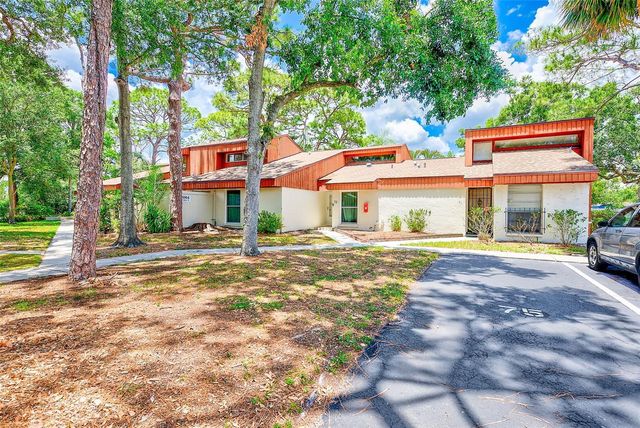 2064 SUNSET POINT ROAD 73, Clearwater, FL 33765