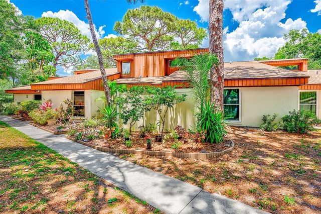 2064 SUNSET POINT ROAD 73, Clearwater, FL 33765