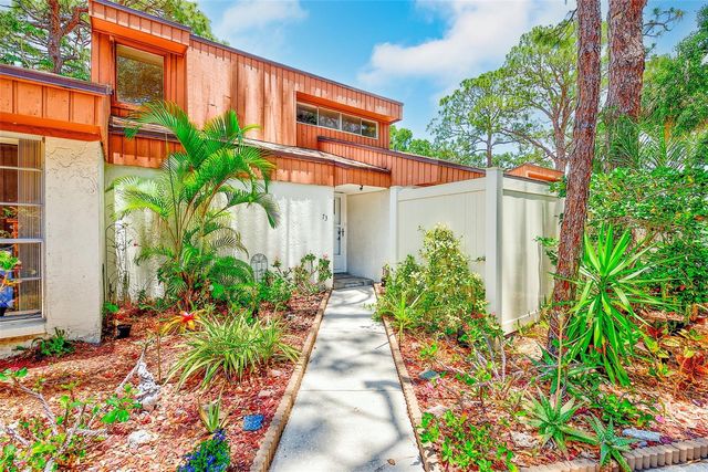 2064 SUNSET POINT ROAD 73, Clearwater, FL 33765