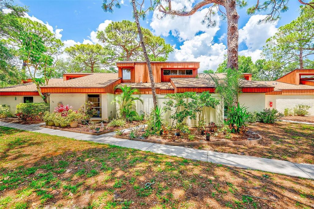 2064 SUNSET POINT ROAD 73, Clearwater, FL 33765