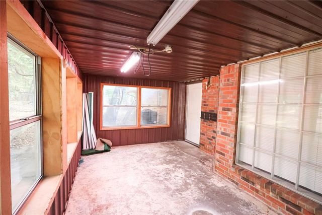 507 Whispering Oaks, Tecumseh, OK 74873