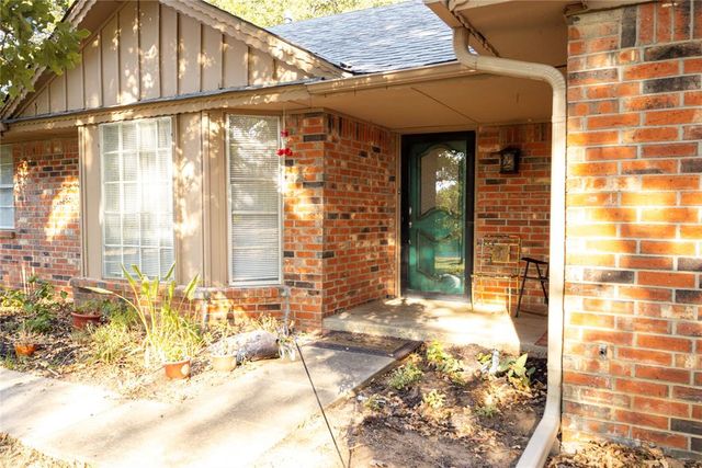 507 Whispering Oaks, Tecumseh, OK 74873