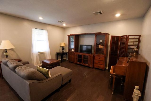 507 Whispering Oaks, Tecumseh, OK 74873