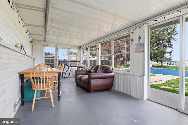 3185 LEHR DR, York, PA 17404