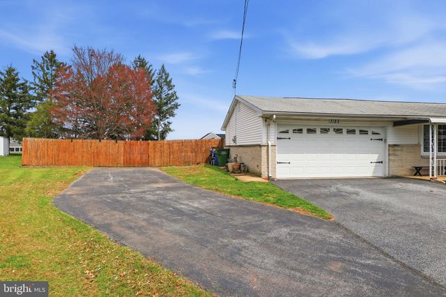 3185 LEHR DR, York, PA 17404