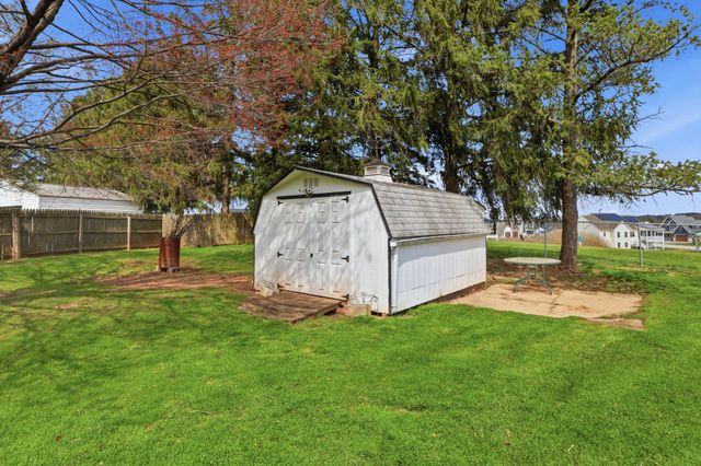 3185 LEHR DR, York, PA 17404