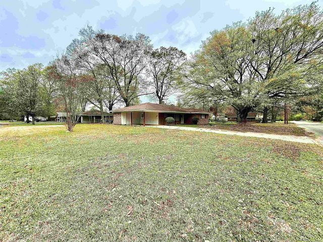 1700 S Tennessee Street, Crossett, AR 71635