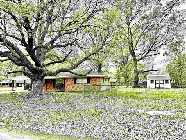 1700 S Tennessee Street, Crossett, AR 71635