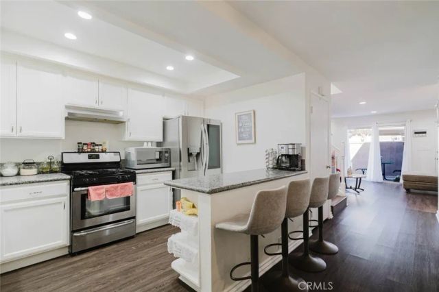 14345 Foothill Boulevard 107, Sylmar, CA 91342