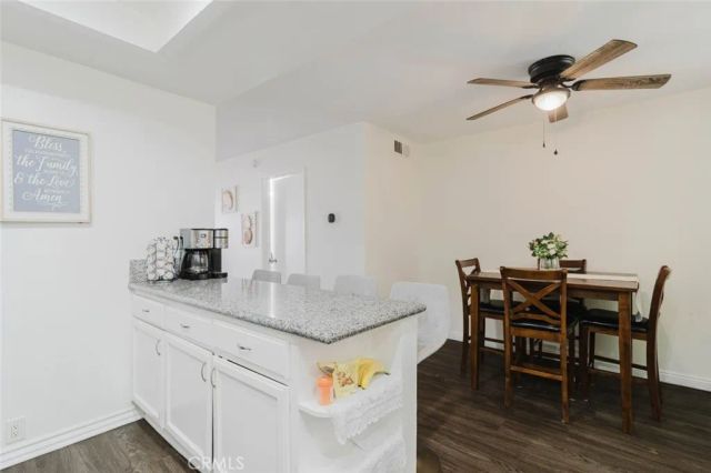 14345 Foothill Boulevard 107, Sylmar, CA 91342