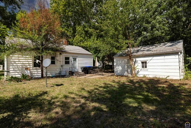 838 SW Webster AVE, Topeka, KS 66606