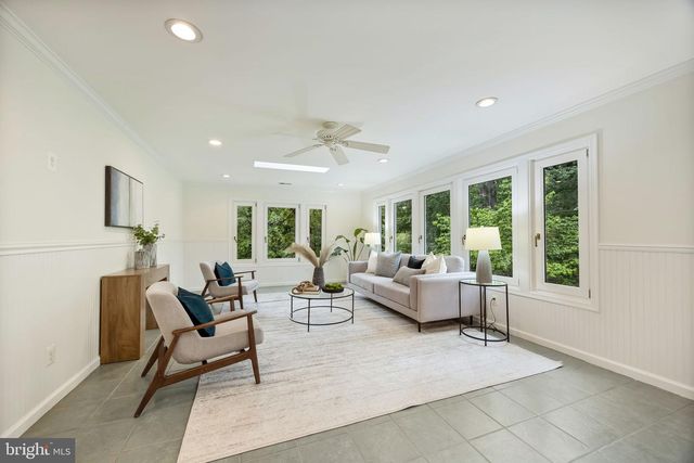 6528 WINDHAM AVE, Alexandria, VA 22315