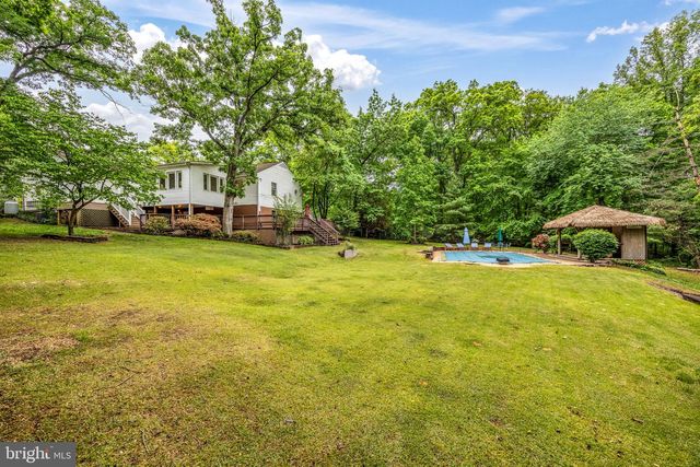 6528 WINDHAM AVE, Alexandria, VA 22315