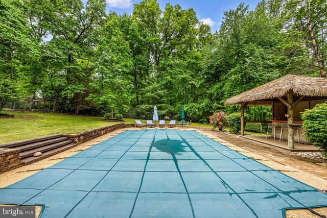 6528 WINDHAM AVE, Alexandria, VA 22315
