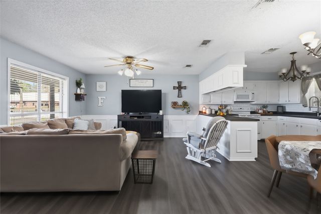 505 Fleming, Mount Vernon, TX 75457