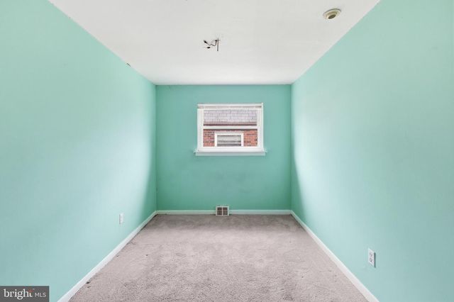 2217 HOFFNAGLE ST, Philadelphia, PA 19152