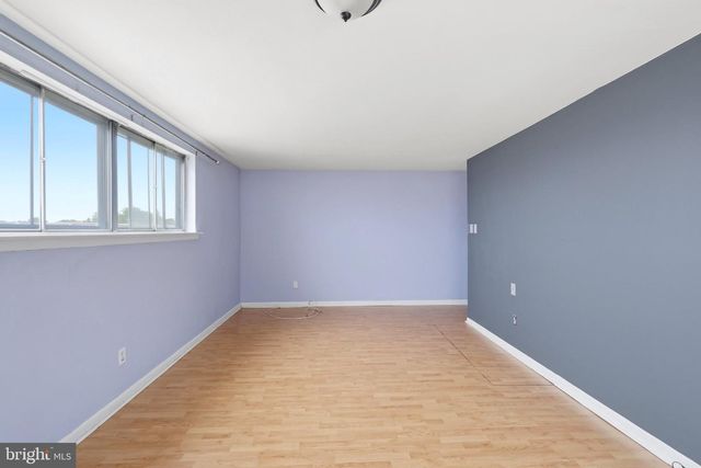 2217 HOFFNAGLE ST, Philadelphia, PA 19152
