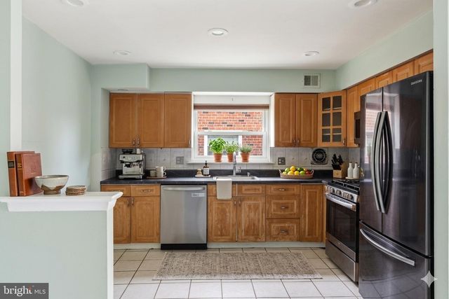 2217 HOFFNAGLE ST, Philadelphia, PA 19152