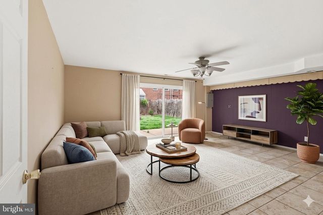 2217 HOFFNAGLE ST, Philadelphia, PA 19152