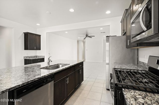 6691 E Camino Estarna, Tucson, AZ 85756