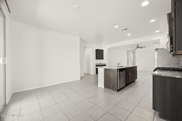6691 E Camino Estarna, Tucson, AZ 85756