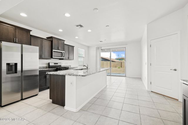 6691 E Camino Estarna, Tucson, AZ 85756