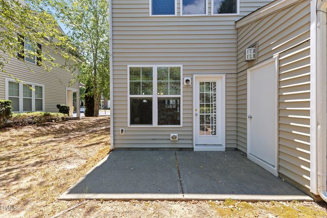 6617 Clarksburg Place, Raleigh, NC 27616