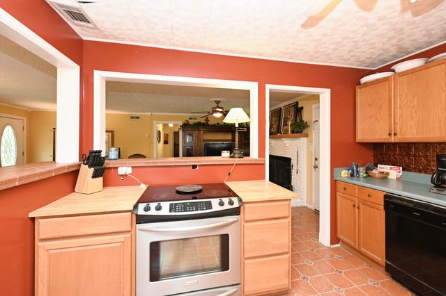 352 Blackman Rd, Nashville, TN 37211